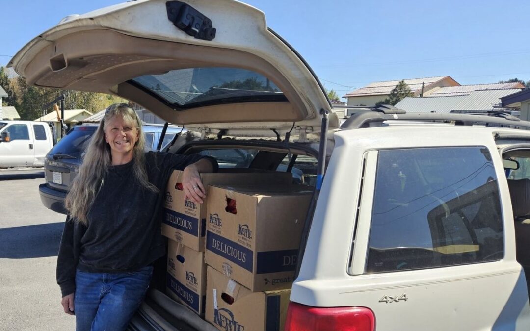 Neighbors Helping Neighbors: Hygiene Kits for Local Students